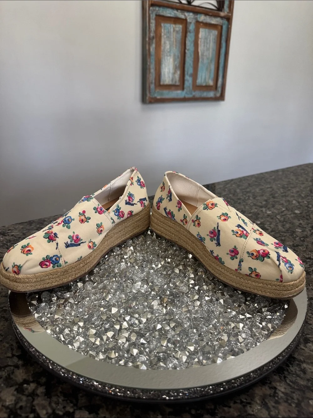American Eagle Outfitters Cream Floral Espadrille Wedge Slip-On